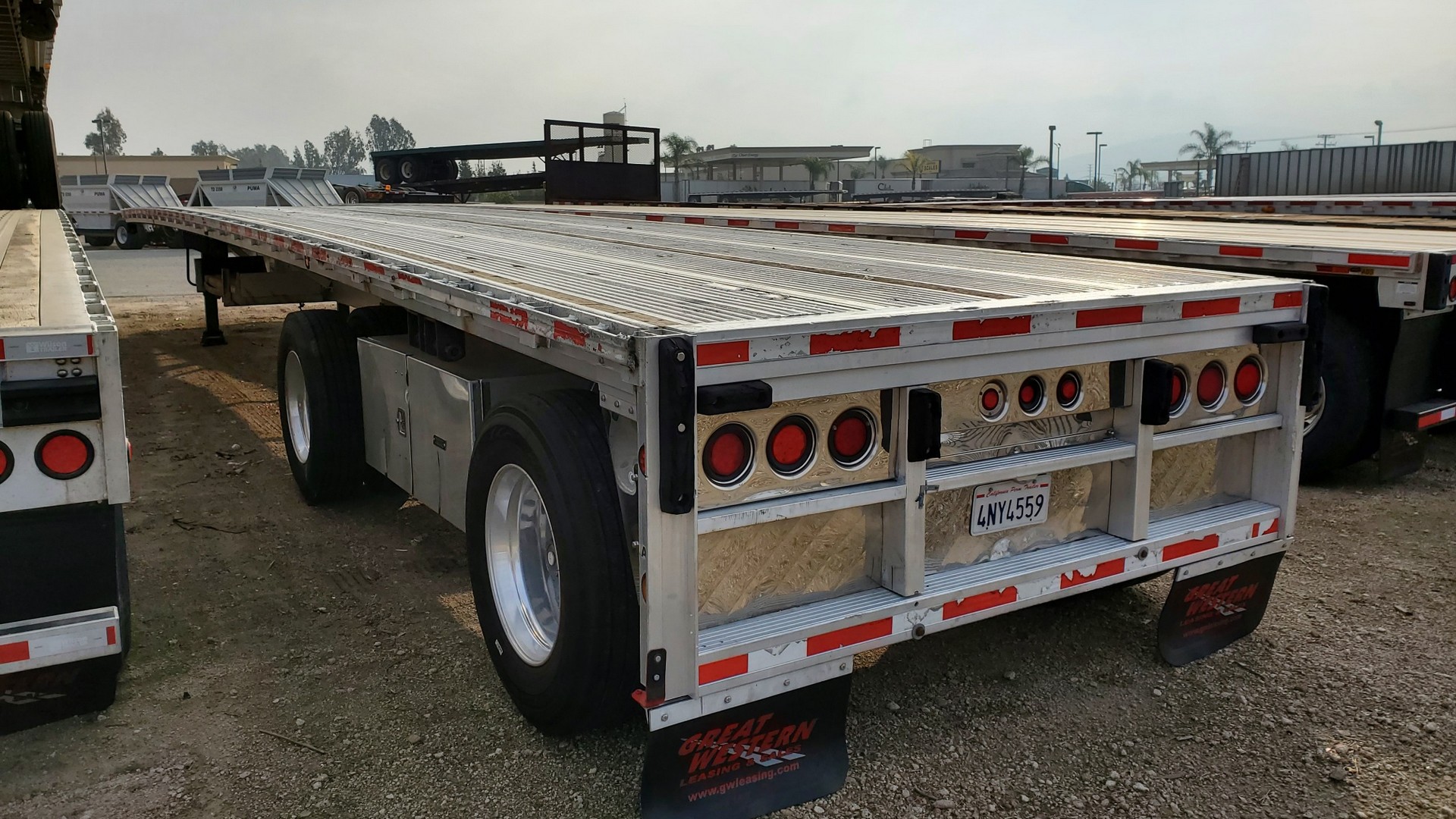 2007 REITNOUER Flatbed New & Used Semi Trailers for Sale & Lease