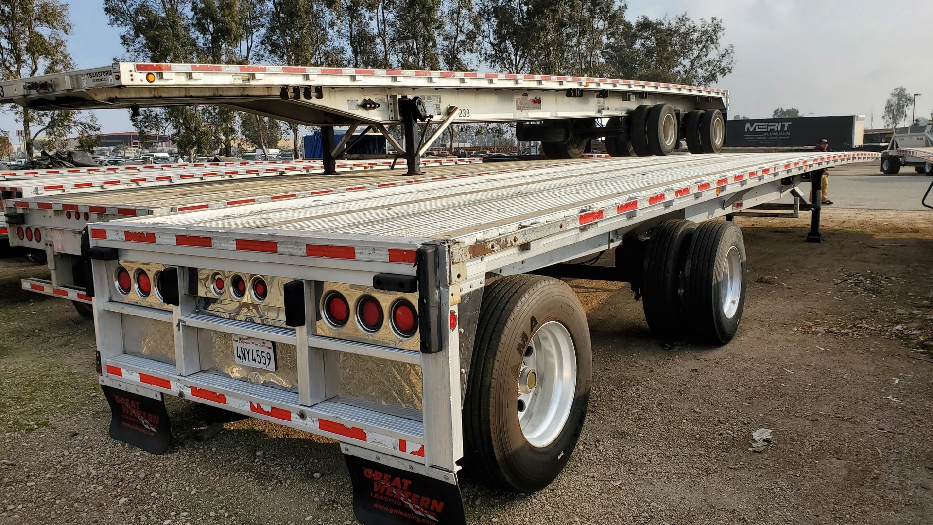 2007 REITNOUER Flatbed New & Used Semi Trailers for Sale & Lease