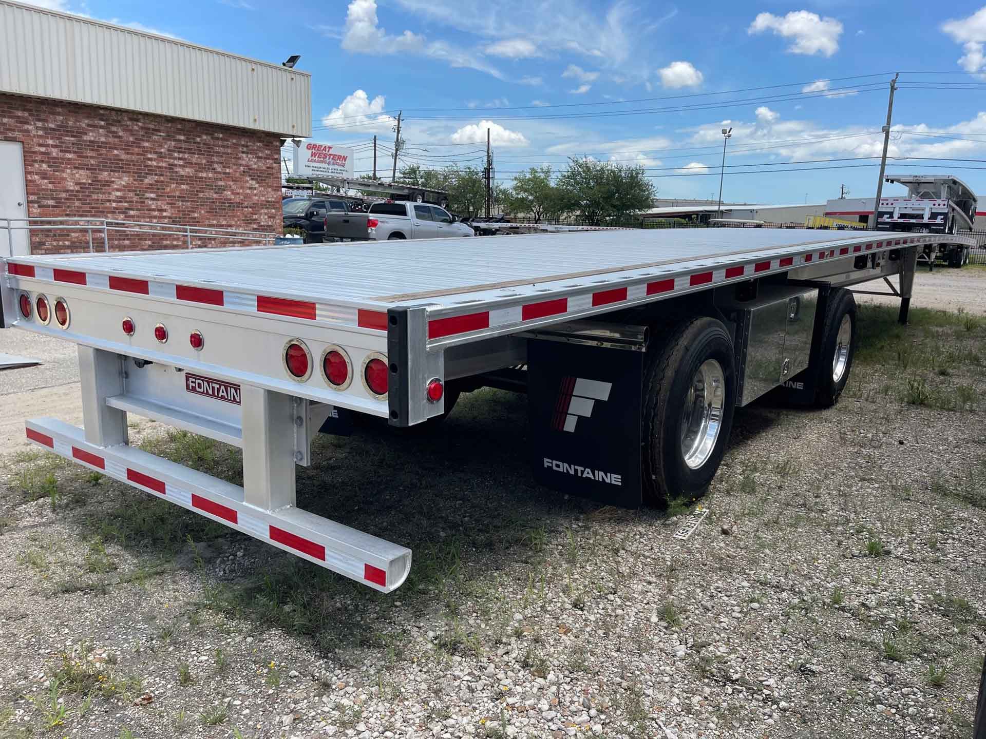 2023 FONTAINE Flatbed 21143 New & Used Semi Trailers for Sale & Lease