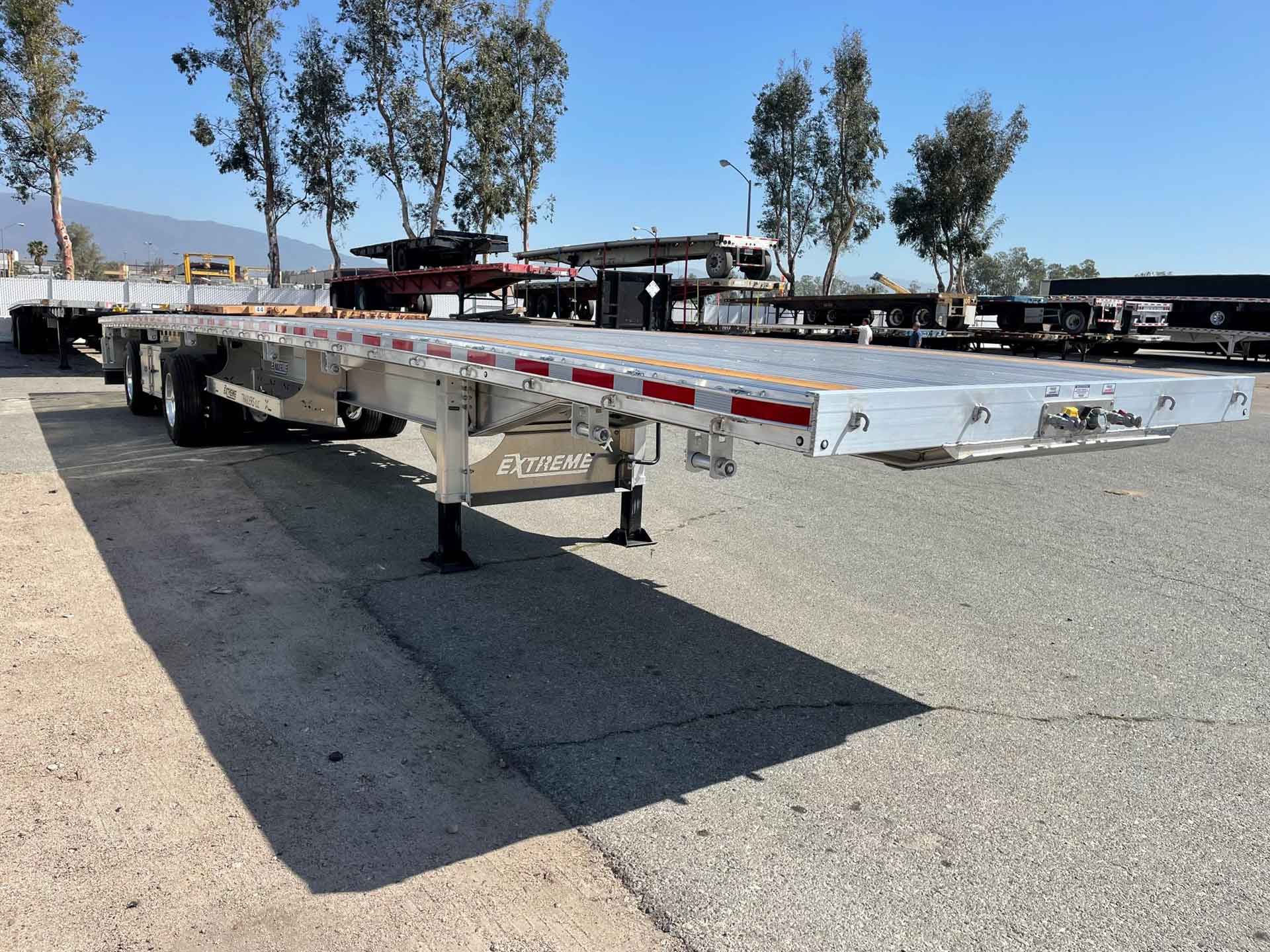 2024-0-extreme-flatbed-21704-new-used-semi-trailers-for-sale-lease
