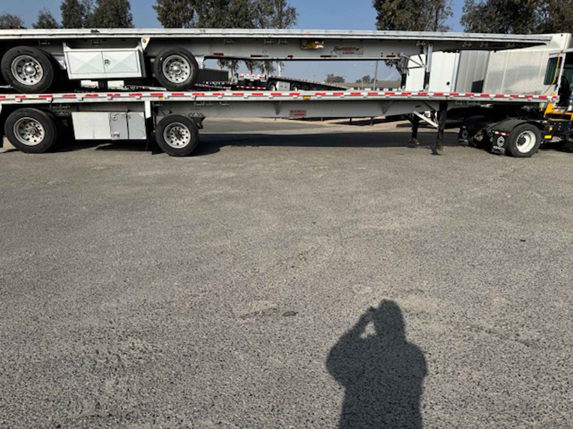 2016 REITNOUER Flatbed 25650 - New & Used Semi Trailers for Sale & Lease